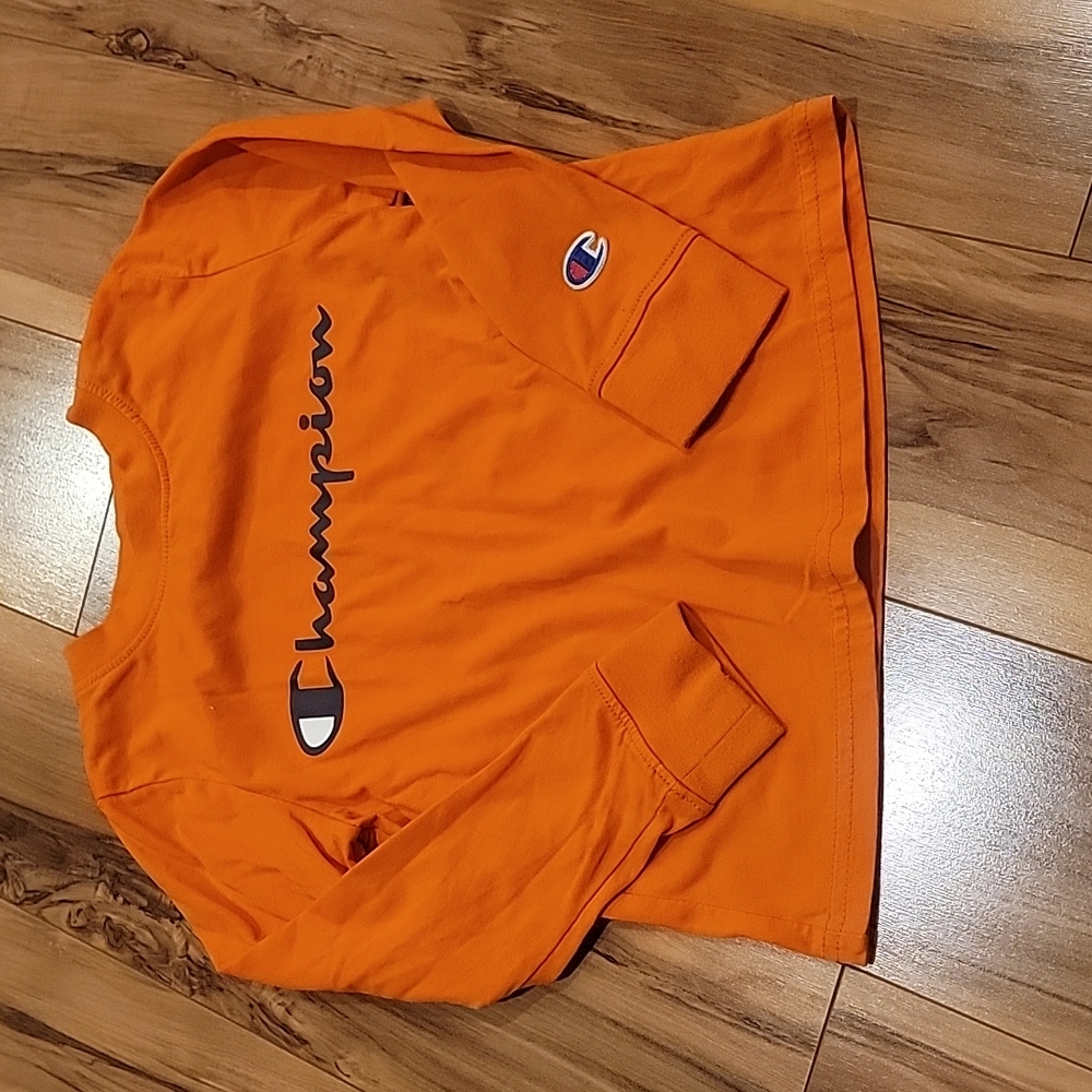 Champion shirt